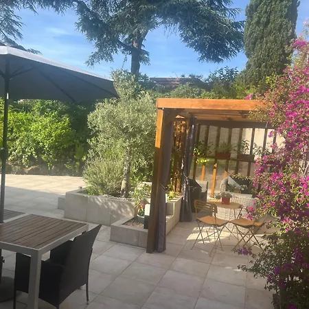 La Demeure Des Cedres & Spa 