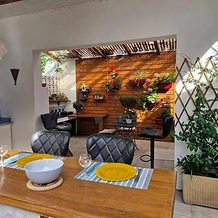 Oda ve Kahvaltı La Demeure Des Cedres & 